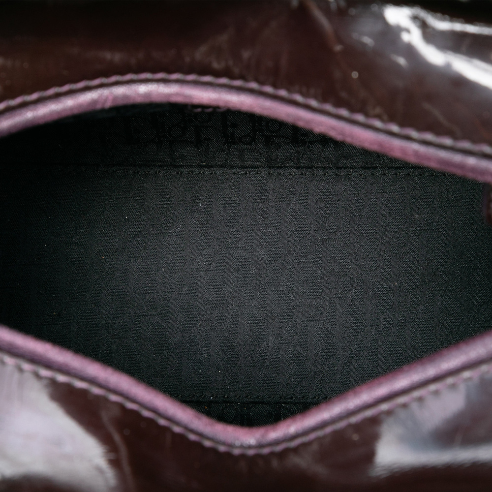 Pre-Loved Dior Medium Patent Cannage Lady Dior - Picture 4 of 8